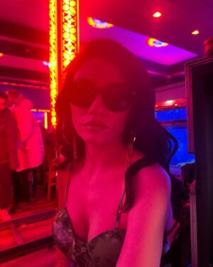 Hazar Ergüçlü Instagram - 🎶💃🏿