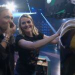 Hazel Brugger Instagram - Heute Abend um 20.15 Uhr gehts los auf @prosieben - ich hab es geschafft und letzte Woche Matthias Schweighöfer die Show gestohlen. Jetzt darf ich das WSMDS Staffelfinale moderieren 😎 Und das in der Prime Time, oh yeah Ich sag es mal so: Die Show wird wirklich sehr krass. Sehr krass gut (für Leute, die einen guten Geschmack haben). Also schmeißt euer Käsefondue an, packt die Nasenflöte aus und hockt euch mit der WG und Familie und dem Paketboten auf die Couch ❤️