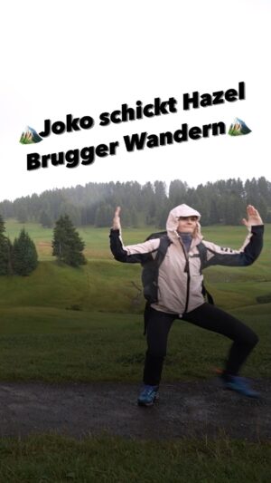 Hazel Brugger Instagram - EXKLUSIVE VORSCHAU: @officiallyjokoturbo sorgt dafür, dass @hazelsgonnahaze nochmal richtig abkichert, bevor ihr das Lachen auf dem Berggipfel ggf. vergeht. 

Das und mehr Wahnsinn gibt’s am Samstag, 20:15 Uhr auf @prosieben & @joyn.de bei einer neuen Folge #DudW!