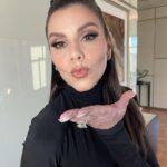 Heather Dubrow Instagram - Oh what fun seeing all of the RHOC ladies last night! We celebrated the holidays & a great season 17!! Next up - “winter break” ❄️☃️ (but if the rumors are true … it might be a short one 🤷🏻‍♀️😂💃🏻🍊)