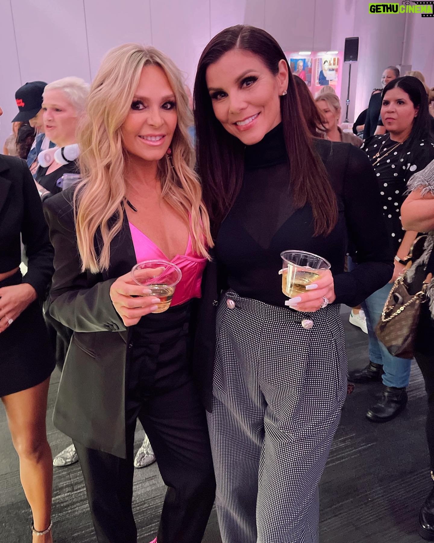 Heather Dubrow Instagram - Sin city… we’re coming for you !!! 👀👀 Bravocon is THIS week so I’m reminiscing on last year and thinking about how this year will go… It’s been a month since the RHOC finale and I’ve seen some of the girls since then but it’ll be the first time I see others so – in Vegas-fashion, we’ll let the chips fall where they may 🤷🏻♀️💃🏻 Who here is coming this year, who are you excited to see and what events are you most excited about?? & If you came last year, what was your favorite part?