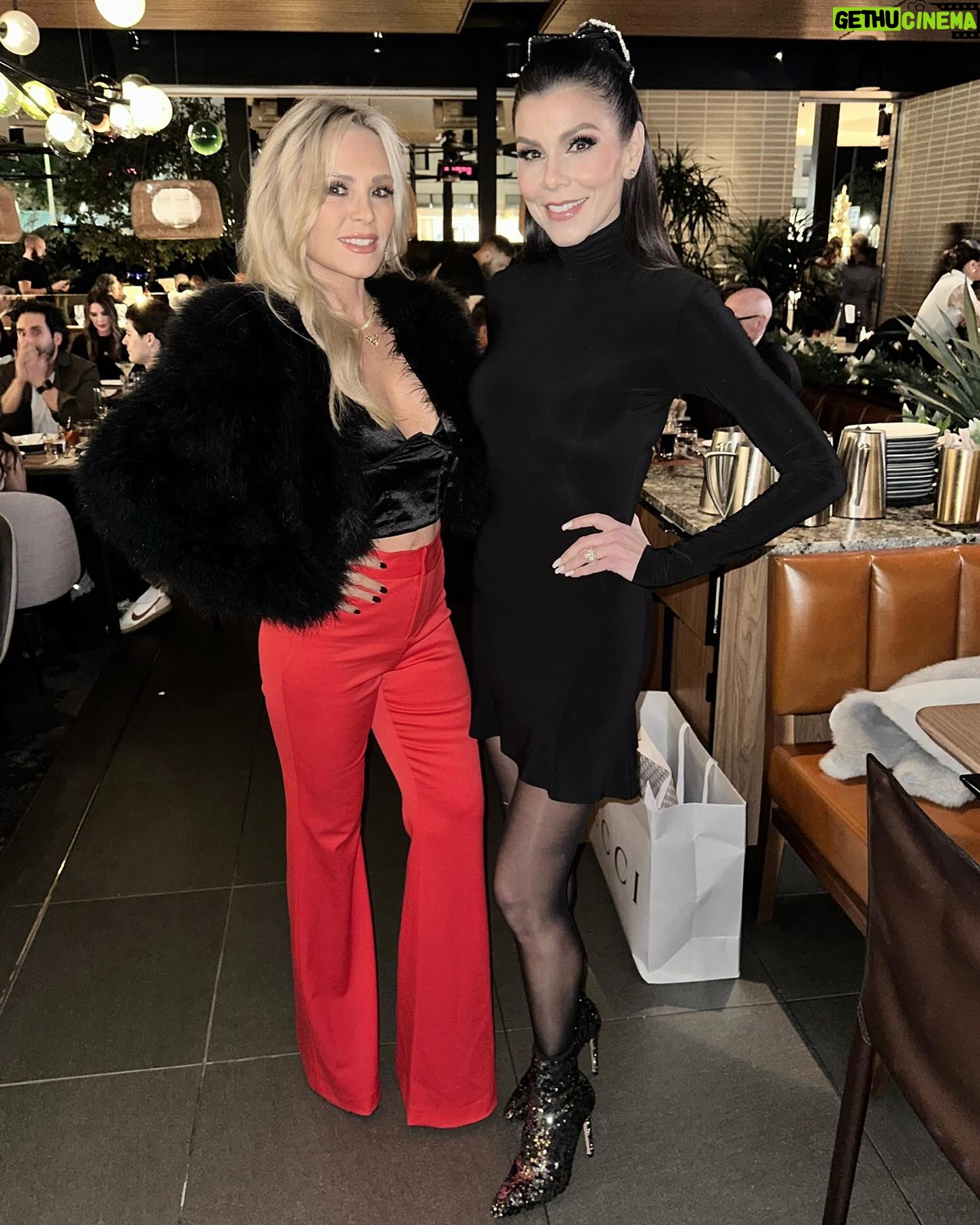 Heather Dubrow Instagram - Oh what fun seeing all of the RHOC ladies last night! We celebrated the holidays & a great season 17!! Next up - “winter break” ❄️☃️ (but if the rumors are true … it might be a short one 🤷🏻♀️😂💃🏻🍊)