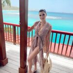 Heather Dubrow Instagram - Didn’t take many vacation pics - I really wanted to just enjoy - BUT wanted to show you how I showed up! Which of these looks is your favorite: 1, 2, or 3??