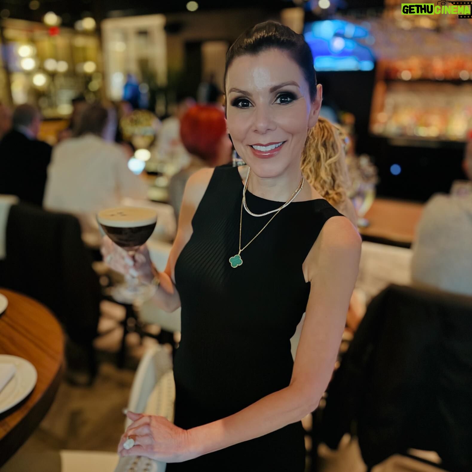 Heather Dubrow Instagram - That’s a WRAP on Season 18! Espresso Martinis, laughter, tears but above all friendship. Can’t wait for you all to see … ❤️