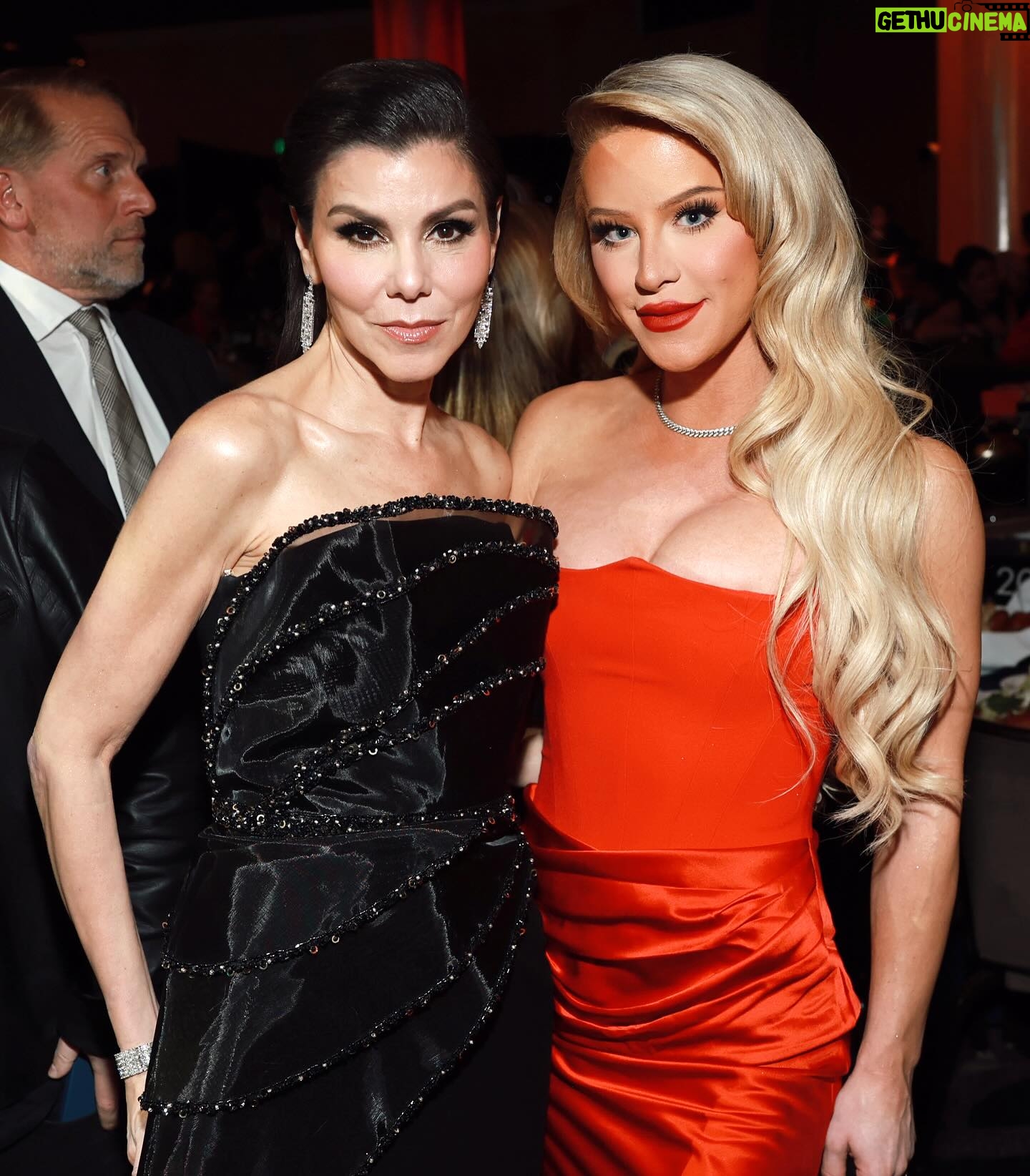 Heather Dubrow Instagram - All smiles at the @glaad Awards ❤️ When the night combines your love for a great cause and great friends >>> Nothing better !