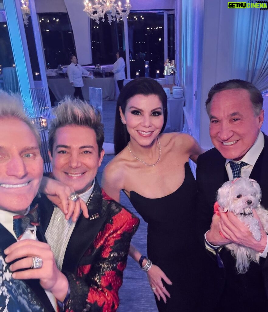 Heather Dubrow Instagram - Had the BEST time celebrating @niecynash1’s birthday over the weekend!!! You know I love a good party and @drdubrow… well- I guess you can say he loves a good puppy 🤷🏻‍♀️ Such a fun night and it’s always a good time running into old and new friends (SWIPE) ❤️❤️💃🏻