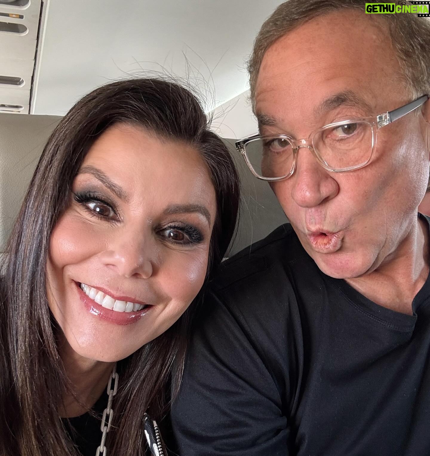 Heather Dubrow Instagram - Three things I love: @drdubrow, monogrammed EVERYTHING, and skincare !!! What you DON’T always get to see is all of the skincare, the self-care & the wellness that I do DAILY so that when events like Bravocon come up, I’m prepped and ready to go 💃🏻 @drdubrow and I are both obsessed with wellness (I mean we’ve written three books on it so it isn’t necessarily breaking news 🤷🏻♀️) and if you’ve ever wondered what we’d recommend- I’m SO excited to announce that Terry and I are doing a Health & Wellness Haul on @amazonlive TOMORROW @ 12PM PST!!! We will only be sharing things that we ACTUALLY love so make sure you tune in!!! Click the link in my bio and it’ll also be in my stories too ❤️Who’s ready???! I’m extra excited because this is happening just in time for the holiday season so it’s the health & wellness refresh that we all –probably– need AND some of these make for perfect gifts so GET READY !!