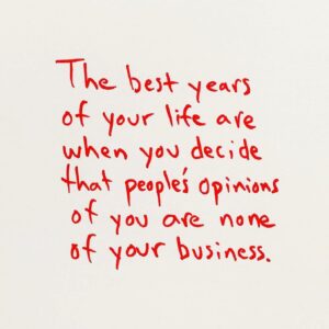 Heather Dubrow Instagram - They say all’s well that ends well… I will let YOU decide if it ended well. 🤷🏻‍♀️ Leaving you with quotes that reflect how I feel or what I learned this season in hopes that one of them resonates with you, too ❤️