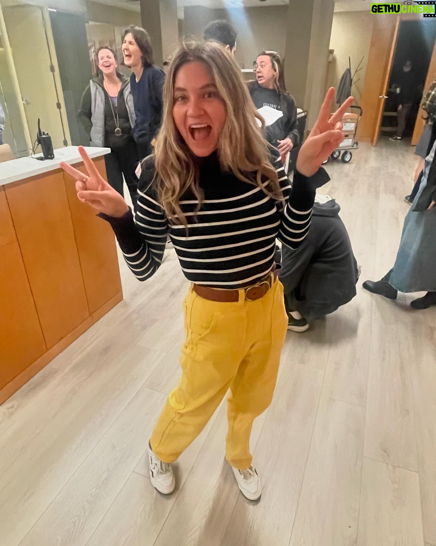 Heather Morris Instagram - My ode to So Help Me Todd love story….catch the season and series finale tonight at 9 PST! Boy do I feel so blessed for the beautiful yet limited time I got with these wonderful human beings. The most painful part about this industry is we have “seasonal family” and then it’s over and you’re adopted into a new film family. I have loved every moment of playing Judy and I can’t thank @scottpprendergast @elizabethpurpleben @cbscasting for inviting me in with open arms!