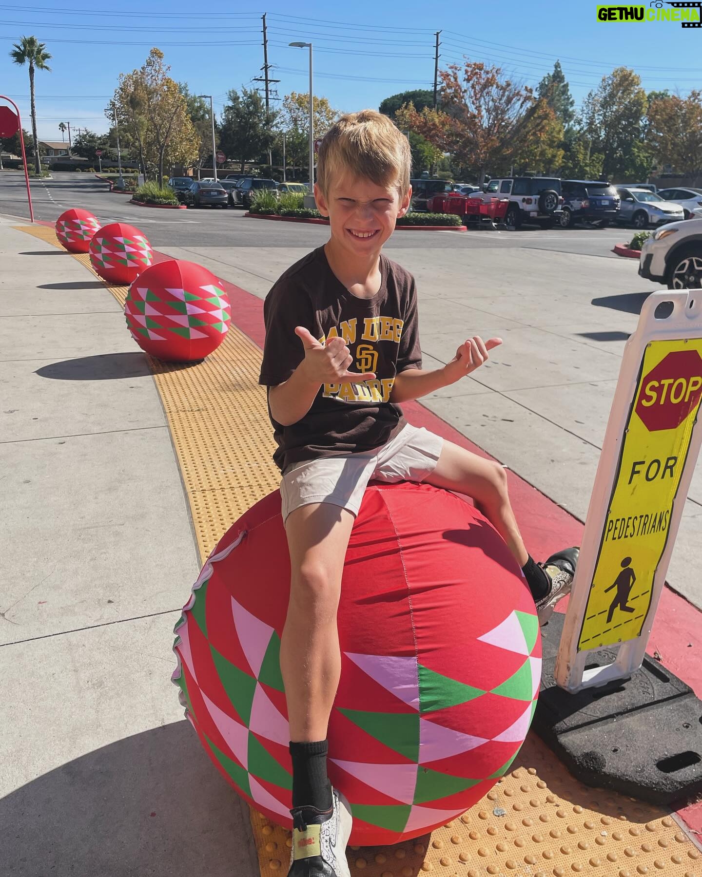 Heather Morris Instagram - 8 years old today. hbd big O. Love you to the moon my little bub