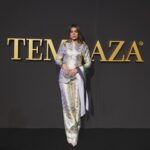 Heba ElSisi Instagram - It was a wonderful night guys @faridatemraz @temraza @cffagency 🤍 thank u for having me🤍 #fashionshow #faridatemraz #hebaelsisy #egyptfashion Taken by @maged_helal khaled Beautiful suit @ghaly_official30 Makeup artist @makeupgygyawed Clutch & earring @taleed_lamya #egyptianfashiondesigner #egypt🇪🇬 #plastine🇵🇸 #فلسطين🇵🇸