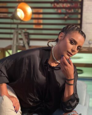 Heba ElSisi Instagram - Behind the scenes of @bnshtryragel program daily at @alshamseg channel at 2 pm
كواليس برنامج بنشتري راجل يوميا علي قناه الشمس الساعه الثانيه مساءا
#hebaelsisy #بنشتري_راجل #قناه_الشمس