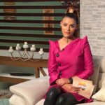 Heba ElSisi Instagram – #بنشتري_راجل 
السبت والاحد والاتنين علي قناه الشمس الرابعة مساءًا 😊
#bnshtry_ragel
On Saturday,Sunday and Monday at @alshamseg Chanel 4 pm 😊
Outfit @ghaly_fashion_designer 
Makeup @bijouxandrawss_makeup_artist @alsagheersalons 
Hair Essam @alsagheersalons 
@mostafaalsagheer 
#hebaelsisy #بنشتري_راجل #alshams_chanel
