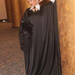 Heba ElSisi Instagram - Ramadan night by @changemeclinics …thank u for lovely Sohor🌙 Abaya @3abaia_design MUA @basemrushdymua Hair @shady.helmy5 Thank u @mostafaalsagheer @alshamseg Earing @taleed_lamya Taken by @mahmoud.hassaballah @eldoiny_ph #hebaelsisy #ramdannights #ramdanmubarak