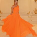 Heba ElSisi Instagram - Who loves orange color? 🍊 Beautiful dress @ghaly_official30 @ghaly_fashion_designer Makeup artist @gygyawed.makeupartist Hairstyle Mina @richardelboustanylive Photographer @azmycam Styling by @by_lamiskhalil #hebaelsisy #houtecouture #makeup #hair #egypt