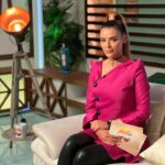 Heba ElSisi Instagram – #بنشتري_راجل 
السبت والاحد والاتنين علي قناه الشمس الرابعة مساءًا 😊
#bnshtry_ragel
On Saturday,Sunday and Monday at @alshamseg Chanel 4 pm 😊
Outfit @ghaly_fashion_designer 
Makeup @bijouxandrawss_makeup_artist @alsagheersalons 
Hair Essam @alsagheersalons 
@mostafaalsagheer 
#hebaelsisy #بنشتري_راجل #alshams_chanel