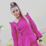 Heba ElSisi Instagram – #بنشتري_راجل 
السبت والاحد والاتنين علي قناه الشمس الرابعة مساءًا 😊
#bnshtry_ragel
On Saturday,Sunday and Monday at @alshamseg Chanel 4 pm 😊
Outfit @ghaly_fashion_designer 
Makeup @bijouxandrawss_makeup_artist @alsagheersalons 
Hair Essam @alsagheersalons 
@mostafaalsagheer 
#hebaelsisy #بنشتري_راجل #alshams_chanel