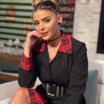 Heba ElSisi Instagram – برنامج بنشتري راجل يوم السبت والاحد والاتنين الساعه ٤ مساءا علي قناه الشمس
@bnshtryragel program on Saturday,Sunday and Monday at 4:00 pm on @alshamseg chanel
0utfit @hera_store_eg
Styling @stylebymaram
Hair & makeup @alsagheersalons @mostafaalsagheer
Makeup @basemrushdymua
#hebaelsisy #alshamschannel #بنشتري_راجل #tvpresenter