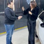 Heba ElSisi Instagram - الفنانه و الاعلاميه : هبه السيسي كانت مصممه تقطع الفيلم بالمفك 🪛🪛 ELITE Dubai, A TOP DESTINATION FOR CAR PROTECTION. For reservations and more informations 01116984555 , 01116924555 📍3 Skies Plaza , Fifth Settlemen https://maps.app.goo.gl/o8CVMF37MFzQYeFSA?g_st=ic دلوقتي تقدر تزور Elite dubai و انت في مكانك https://360thru.com/smartQr/Elite-Dubai