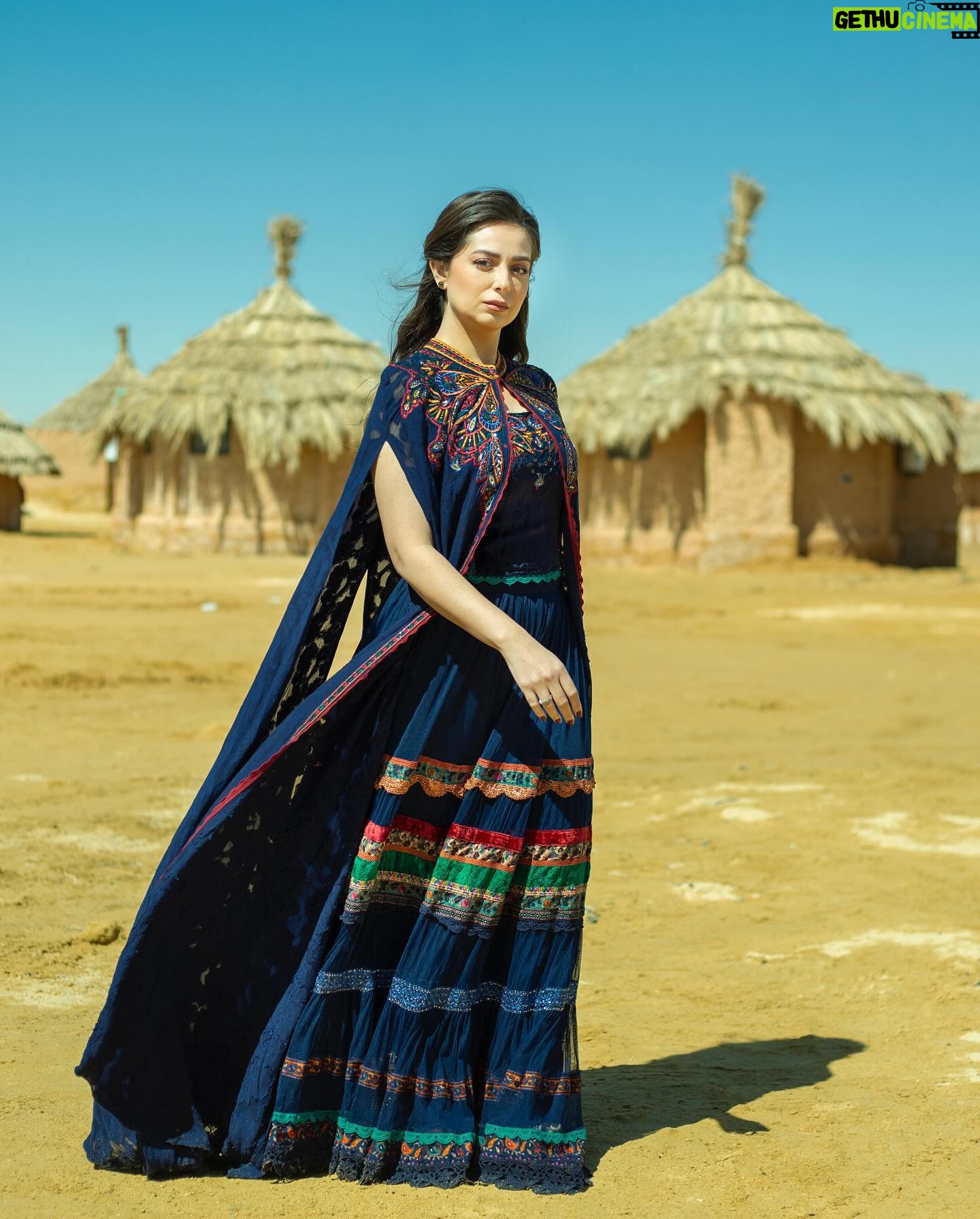 Heba Magdi Instagram - عيد سعيد عليكم جميعاً 💙🙏