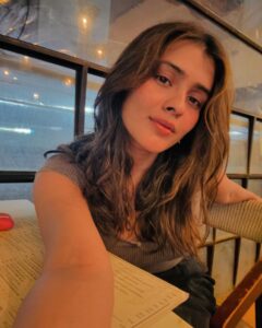 Hebah Patel Instagram - 🕊️