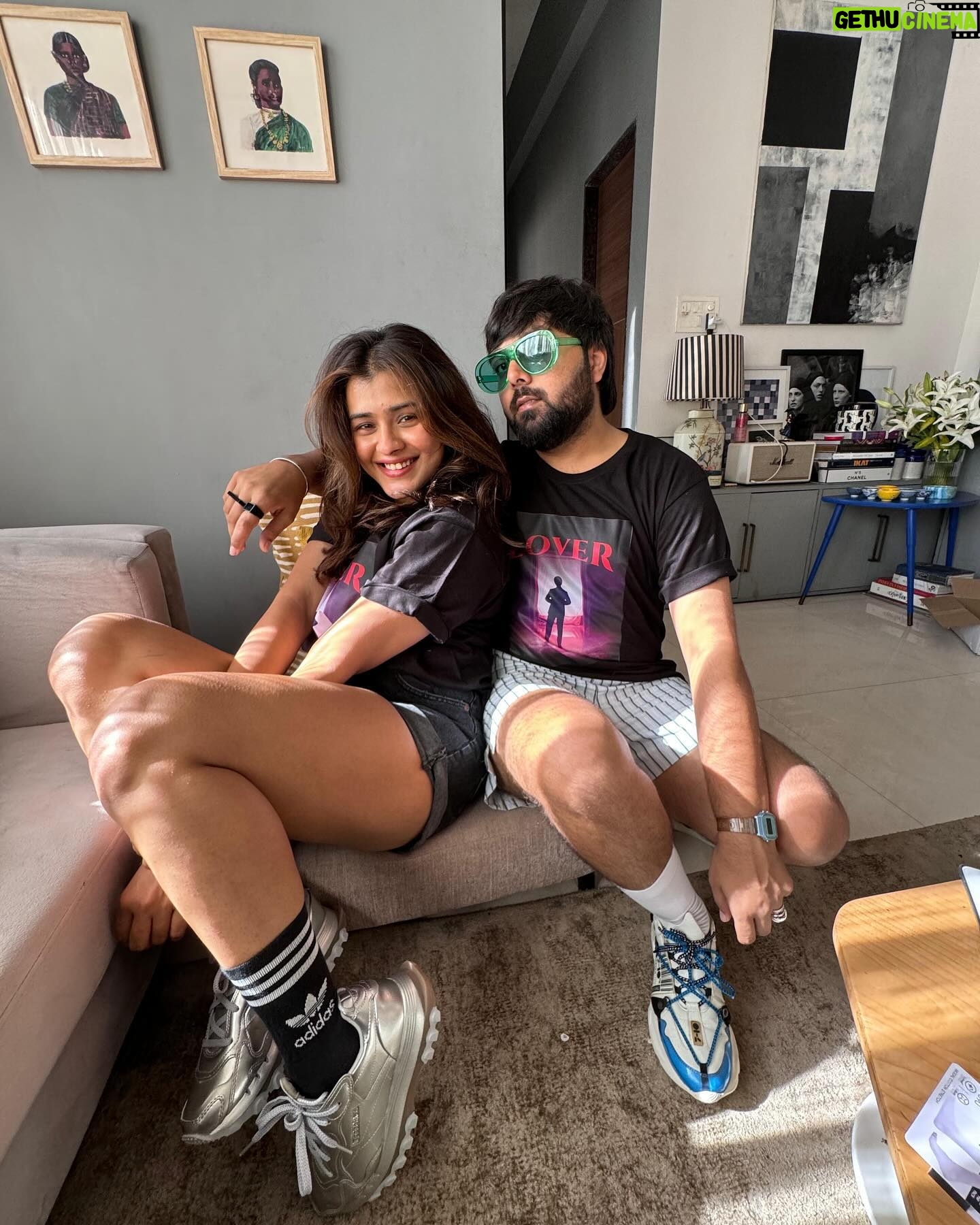 Hebah Patel Instagram - Diljit lovers! ♾️