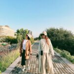 Hebe Tien Fu-chen Instagram - 初二 回娘家 娘家就是我家 今天太陽終於露臉 和媽媽手牽手走春去 母愛真是個神秘又神奇的東西 像一口永不枯竭的水井 無窮無盡 源源不絕 能一起並肩欣賞夕陽餘暉 心裡珍惜著 靜靜地享受這份奢侈 歲月靜好 不過如此 #有媽的地方才是家 #其他的都只是住所