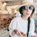Hebe Tien Fu-chen Instagram - ☕️☁️🐶 喝一杯小咖啡，巧遇一位小朋友， 可口，可愛，可以的生活。 #其實我有新單曲啦 #乘著無人光影的遠行 #覺得我看起來無所事事的朋友請點👆🏻🔗聆聽 #謝謝