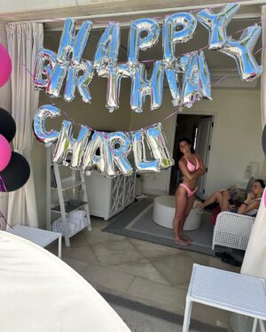 Heidi D'Amelio Instagram - HAPPY BIRTHDAY my sweet Charli girl💚 20 years ago today you came into this world, a week early-I think bc you were excited to get this life of yours started asap and what a life it has been so far! When I think back of me holding you as a newborn I melt. I remember your tiny hands, grabbing onto my fingers and I promised you I will always be here for you to hold on to and I meant that. Here you are-20 years later and watching you soar with no need to hold on to me. You have everything you need to create the life you want that brings you the most amount of happiness and I am so proud of you. If there is ever is a moment you need me to hold on to - I will always be here for you💚 I love you so much 🫒