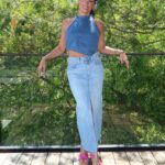 Heidi D'Amelio Instagram - A lil double denim n a pop of pink 🩷