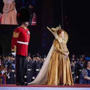 Helen Mirren Instagram - Honoured to perform as Queen Elizabeth I to Her Majesty Queen Elizabeth II for her Platinum Jubilee!
©️Tom Dymond