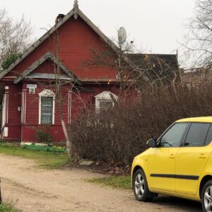 Helen Mirren Instagram - the pretty houses of Lithuania