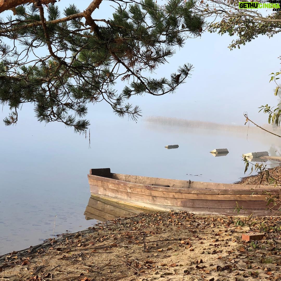 Helen Mirren Instagram - and some pics of the beautiful country of which Dalia is president