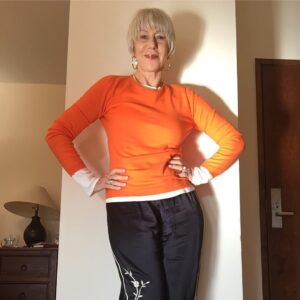 Helen Mirren Instagram - My present goto goingout outfit Pants by Giada Forte and sweater by Escada