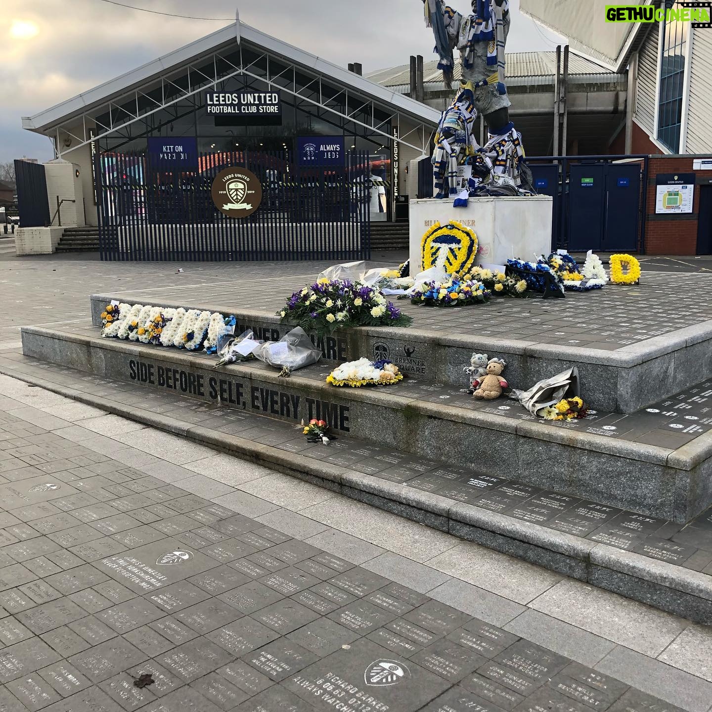 Helen Mirren Instagram - another Leeds Landmark, the beloved Billy Bremner surrounded by the faithful of Leeds United., living and departed; a moving memorial to the love of footie
