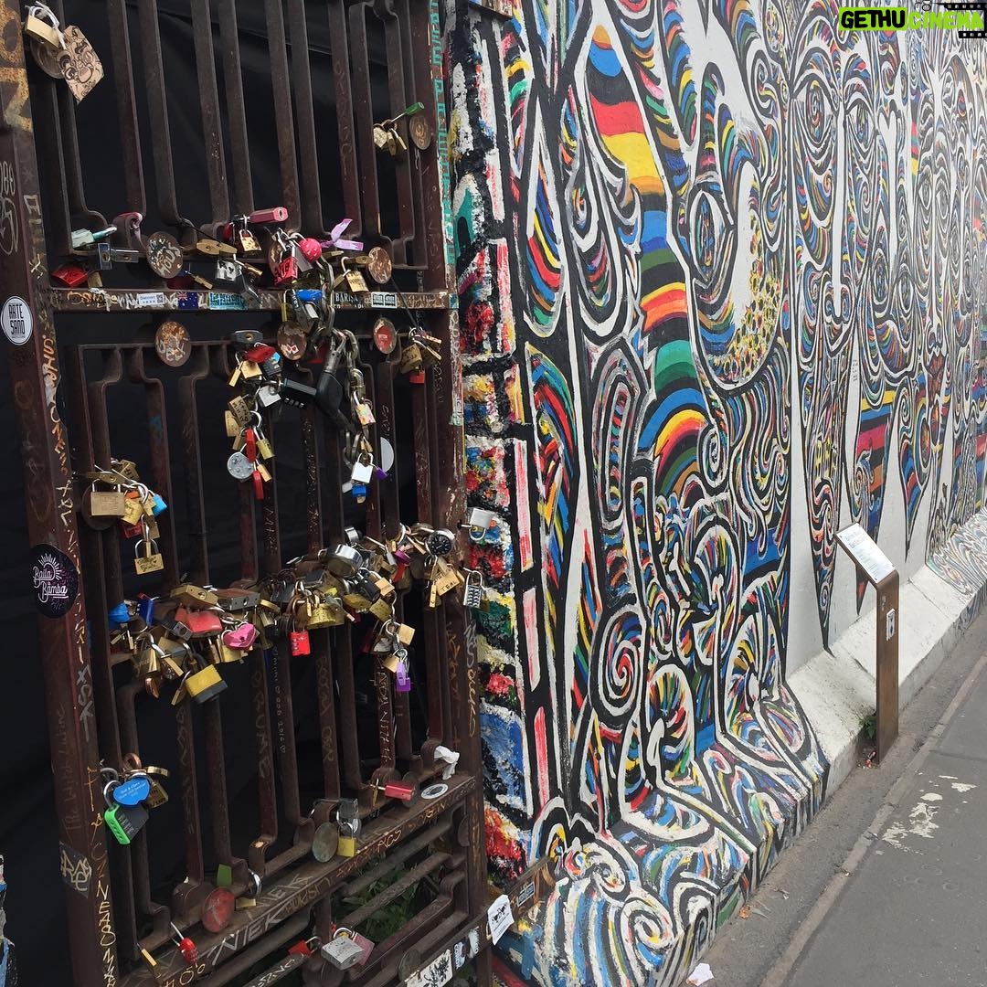 Helen Mirren Instagram - Berlin Wall from an instrument of separation to an instrument of union