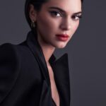 Helen Mirren Instagram - Welcome to @kendalljenner as she joins the L’Oreal family! @lorealparis #worthit