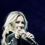 Helene Fischer Instagram - Schon eine Woche her… und ich vermisse ALLES daran! Ich verarbeite immer noch diesen Rausch an Gefühlen und werde auch noch meine Zeit brauchen um zu realisieren und zu verstehen, was wir in diesem Jahr durch EUCH erleben durften🥹 Eure Warmherzigkeit, Wertschätzung und Liebe ist immer noch zu spüren… DANKE für diese unglaubliche Reise!