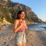 Helin Kandemir Instagram - Teşekkür ediyordum 🌝💕🍯✨🌿🌸