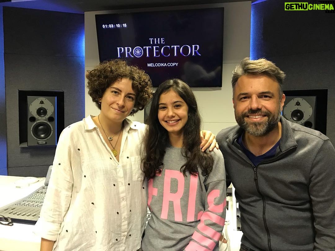 Helin Kandemir Instagram - Heyecanlıyız hemde çok🤟🏽 Will be soon in Netflix! #theprotector @theprotectornetflix @netflixturkiye