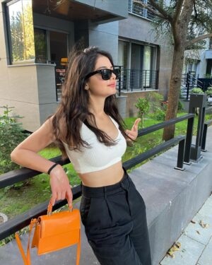 Helin Kandemir Instagram - 