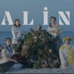 Helin Kandemir Instagram – Balina için son 24 saat! 🐳
Zorlu PSM, Craft ve Freestage ortak prodüksiyonuyla, İbrahim Çiçek’in yönetmenliğinde, Enis Arıkan, Şebnem Bozoklu, Yağız Can Konyalı, Helin Kandemir ve Emine Evirgen’in rol aldığı Balina yarın akşam 20.30’da Zorlu PSM Turkcell Sahnesi’nde!
#DünyanDeğişsin #Kia #MovementThatInspires #URBANCare #bağlarımızlagüçlüyüz #EsteeLauder #BenimRengimBenimHikayem #ArtDeHuile
@ibrahimcicek @enisarikan @sebnembozoklu @yagizcankonyali  @emine_evirgenn