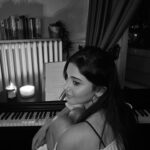 Helin Kandemir Instagram - Hala benimle..🤍 @doremusic #doremusicheryerde #hediye
