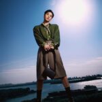Henry Lau Instagram - @amiparis 🧚🏼‍♂️🧚🏻💚