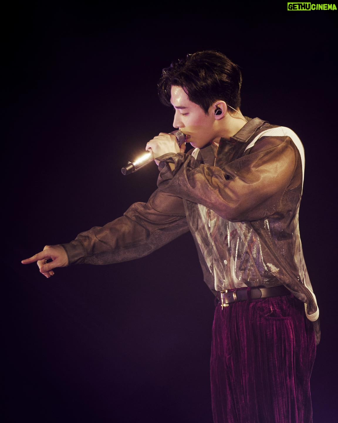 Henry Lau Instagram - I just wanna say it’s #ALWAYSBEENYOU ขอบคุณครับ