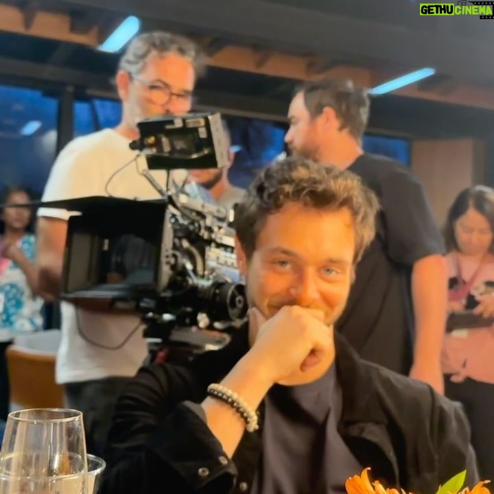Heslaine Vieira - 15.2K Likes - Aniversário de um amigo que fiz pra vida
Ele é tão especial que até minha avó fala dele
Sabe que essa pessoa foi até Ipatinga em Minas Gerais pra conhecer ela?! Dona Maria conta pra todo mundo
Eu sou muito feliz de ter te encontrado nesse mundo gigante
Seu coração é ouro e eu tenho sorte💜
Na última foto a fada madrinha dessa amizade que nasceu no dia do teste. @fridarichterr