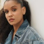 Heslaine Vieira Instagram - sequência all jeans de uma sessão que eu amo 💙 Fotos: @viniciusmochizuki Stylist: @da.rocha_gustavo Beleza: @walterlobato_ Assitência de beleza: @matheuseduardx