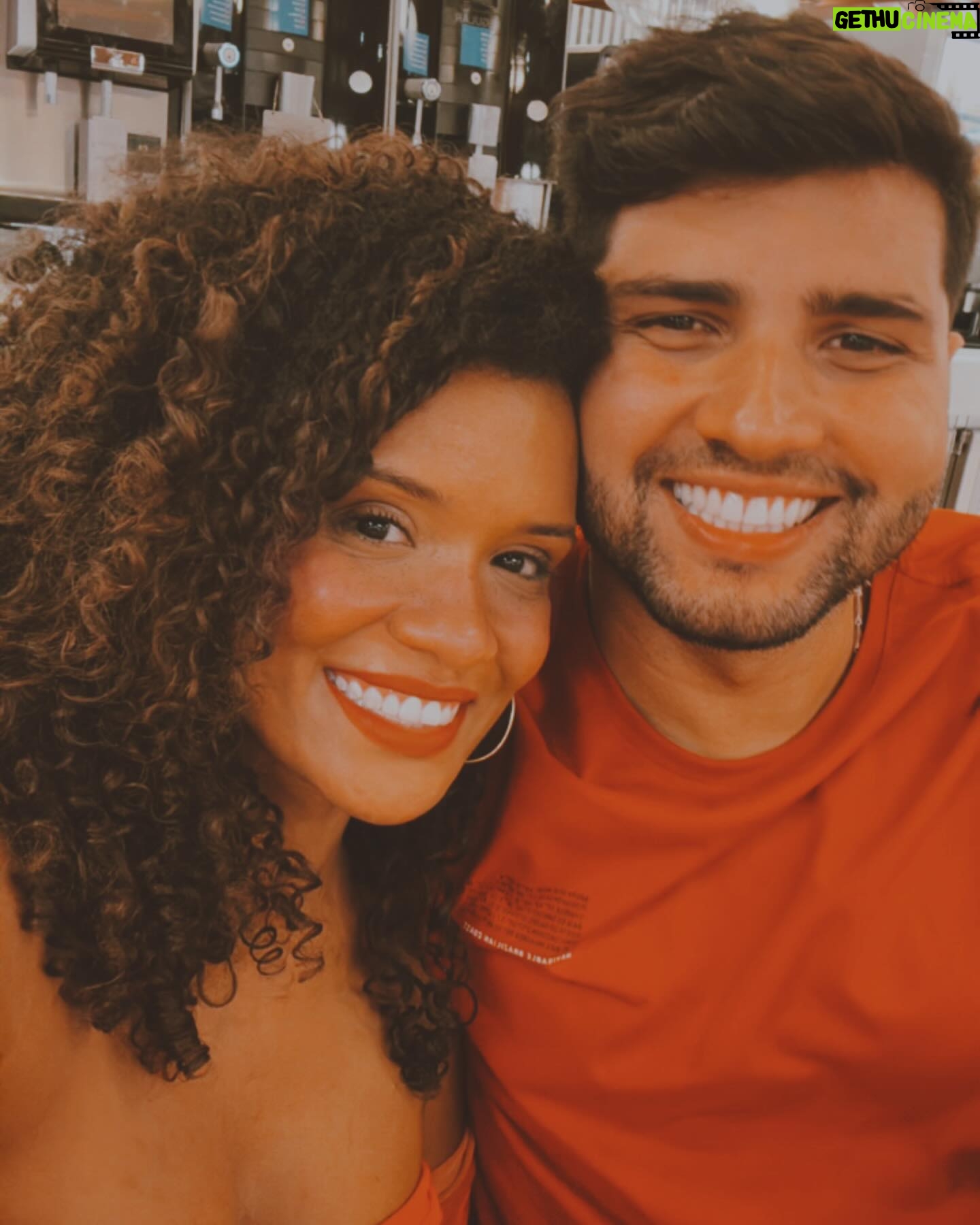 Heslaine Vieira - 44.9K Likes - Pra sempre SIM 💍
Fui surpreendida da maneira mais linda do mundo
Ainda muito emocionada pra escrever
Te amo meu noivo @gustavox7