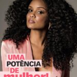 Heslaine Vieira Instagram – Radiante por estar na capa da @revistaanamaria 💖 
Em uma entrevista super legal, contei minhas vivências e as transformações que a Soraya trouxe para minha jornada. ✨

Obrigada a @karlaprecioso pelo carinho ♡

Créditos: 
Fotos: Vinícius Mochizuki 
Assistência de fotografia: Rodrigo Rodrigues e Josias Vieira 
Stylist: Patrícia Bastos 
Beleza: Titto Vidal 
Cabelo: Paula Cris