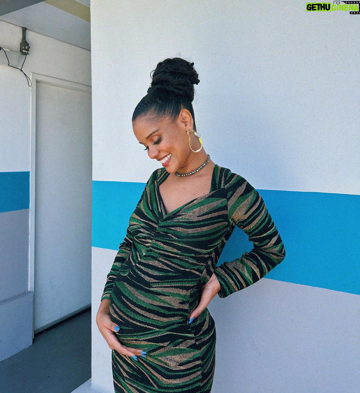 Heslaine Vieira - 67.7K Likes - Vem baby por aí 💜
Soraya tá grávida e nessa reta final tem muita coisa pra acontecer. Estão preparados pra ver um baby terremoto??